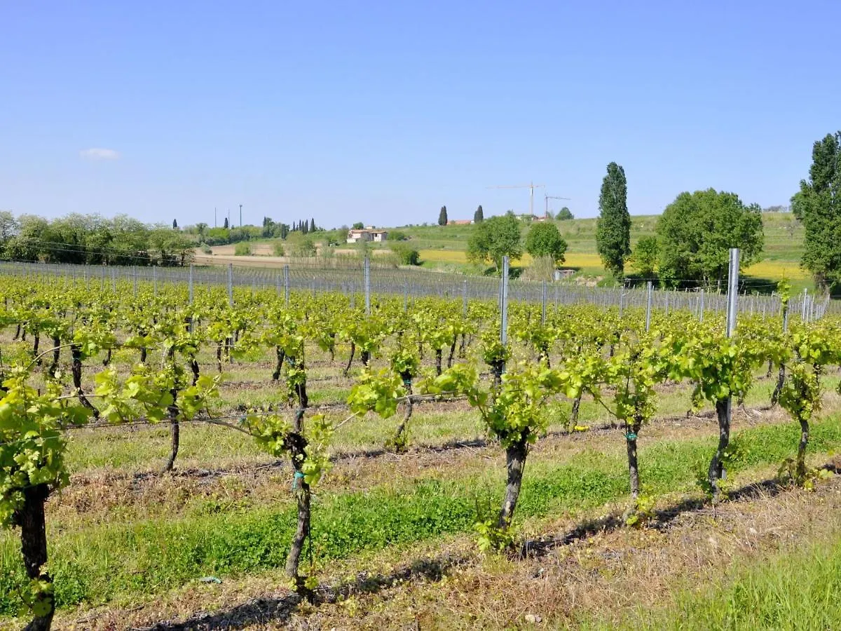 Belvilla By Oyo Molini Tredici Lazise 0*,  Italia